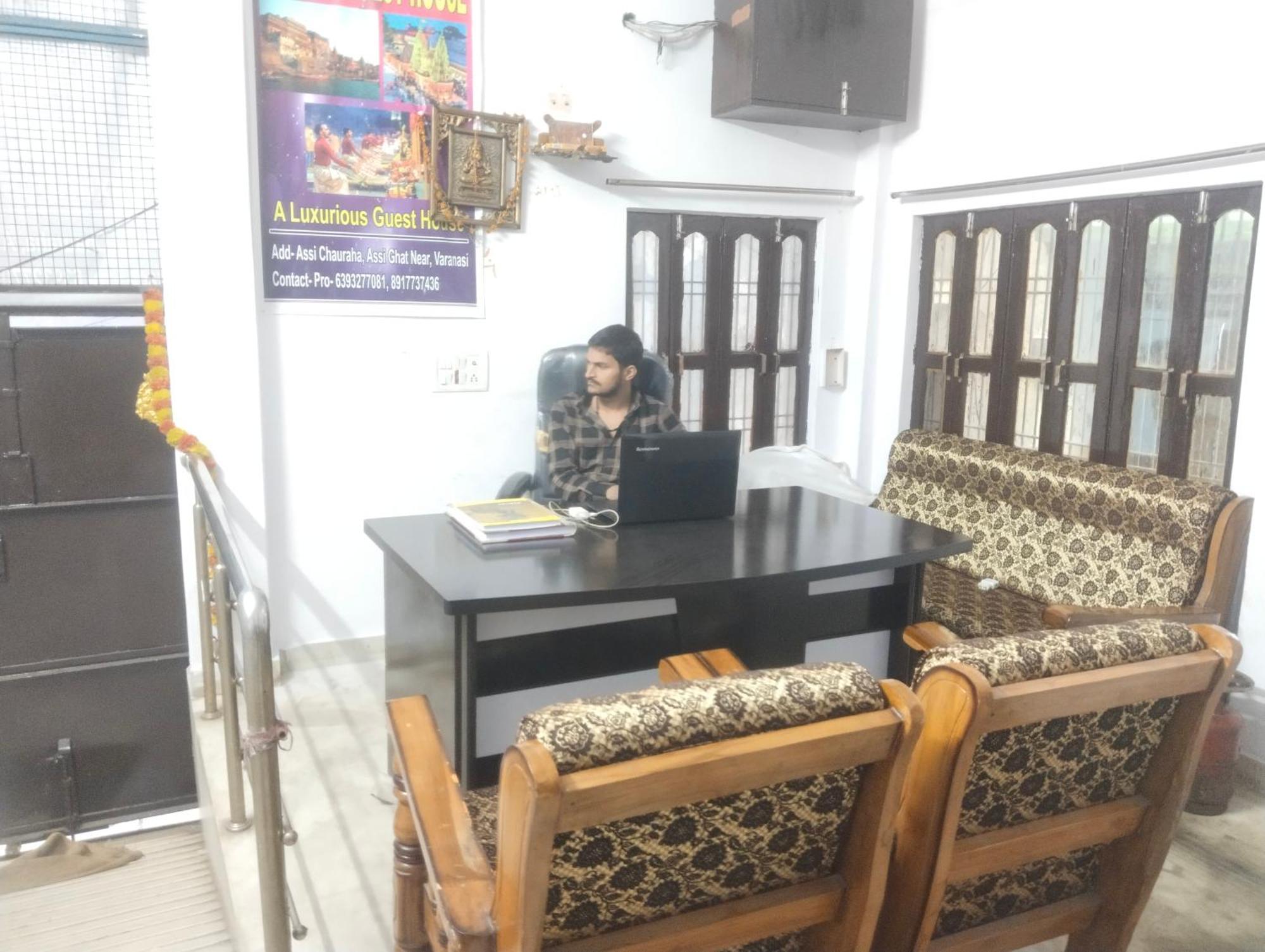 Rohit Paying Guest House Assi Ghat Varanasi Eksteriør bilde