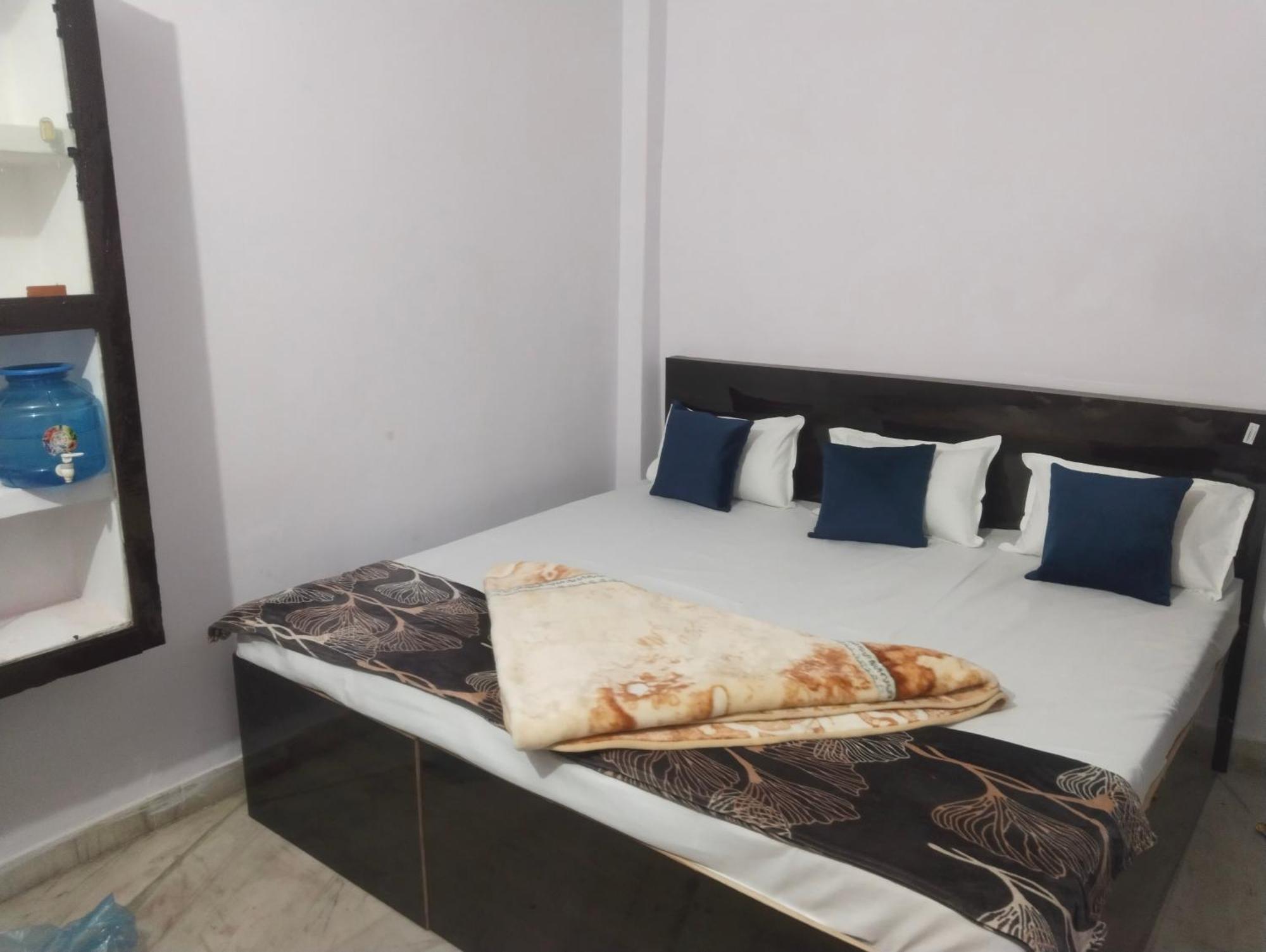 Rohit Paying Guest House Assi Ghat Varanasi Eksteriør bilde